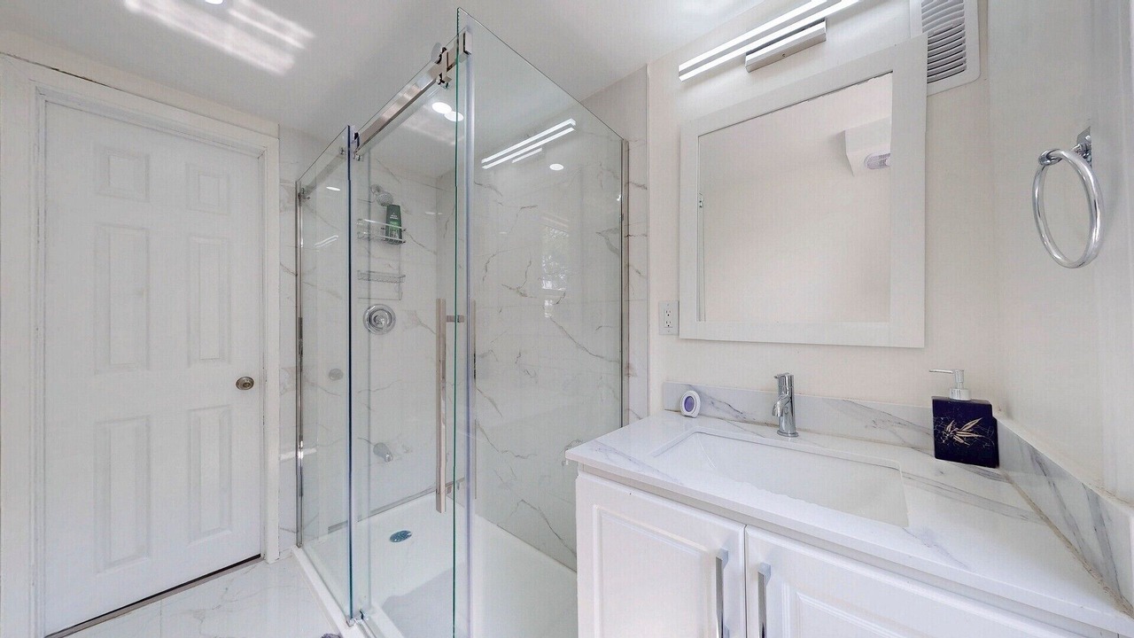 Photo of Bathroom in Lincoln