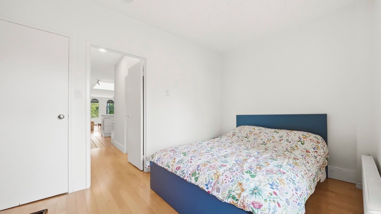 Photo of Bedroom in Garden District