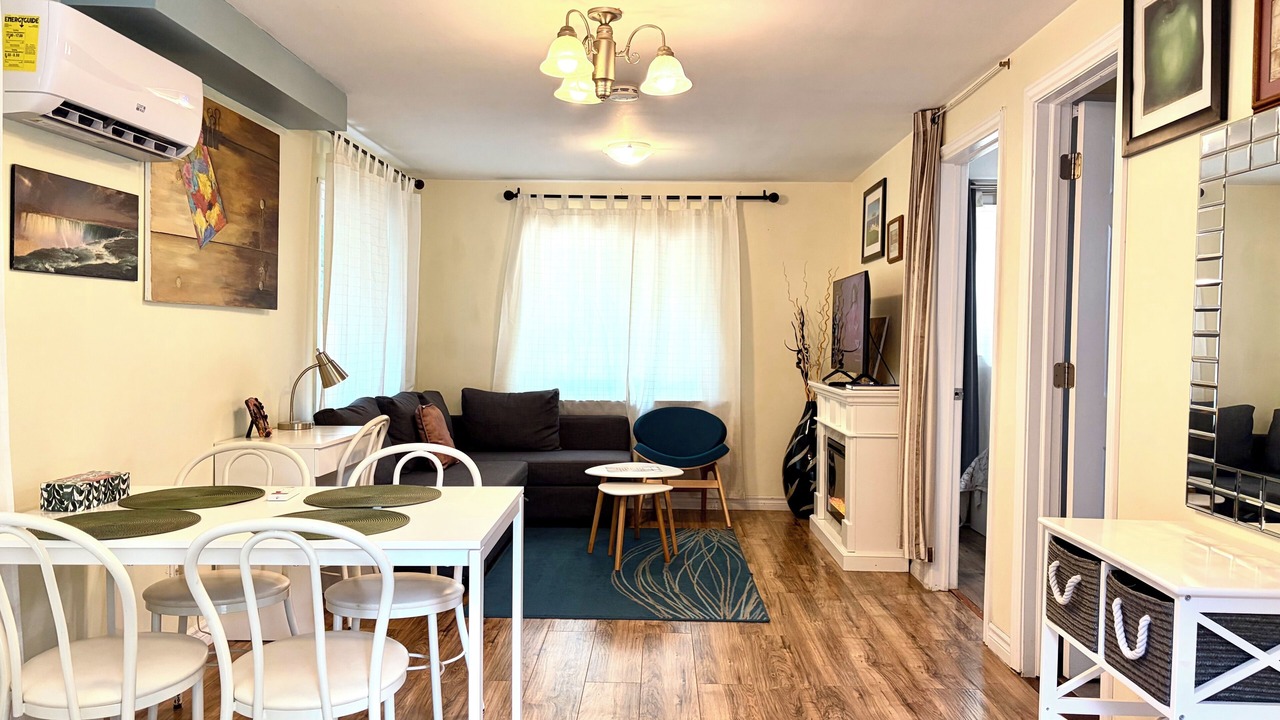 Photo of Livingroom in Old Town Historic District