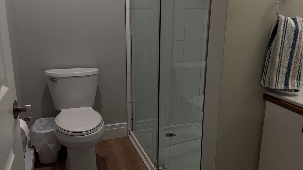 Photo of Bathroom in Port Franks