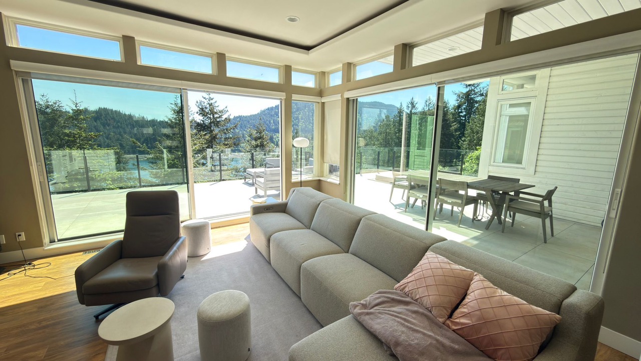 Photo of Livingroom in Bowen Island
