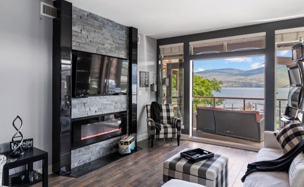 Photo of Livingroom in Westbank