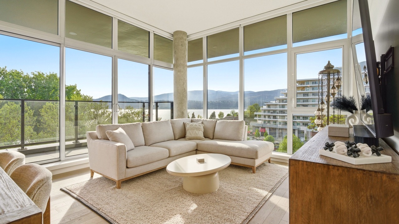 Photo of Livingroom in South Pandosy
