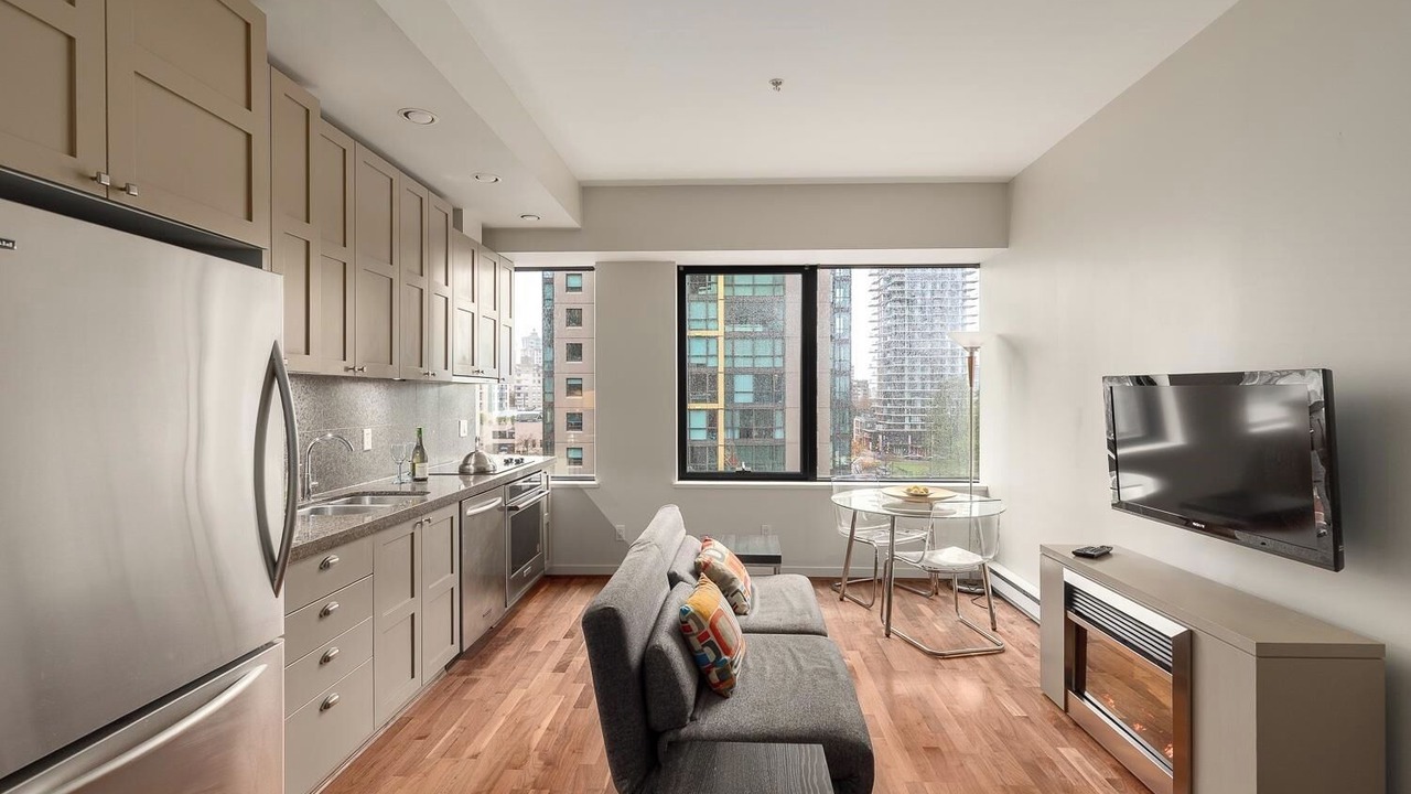 Photo of Livingroom in Coal Harbour