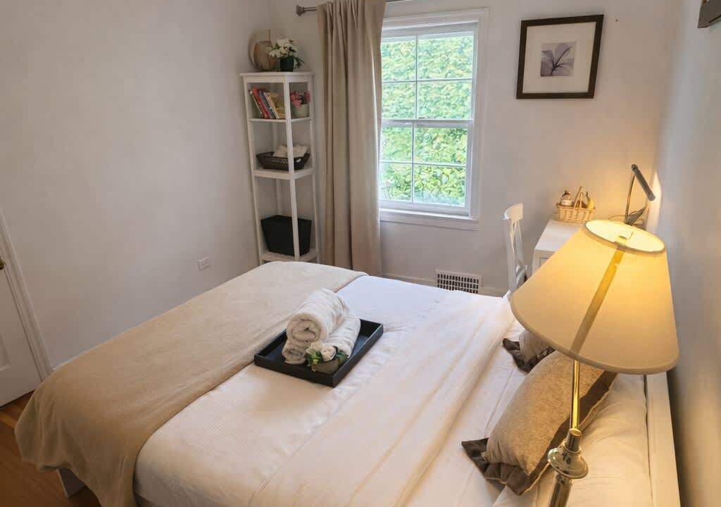 Photo of Bedroom in Kerrisdale