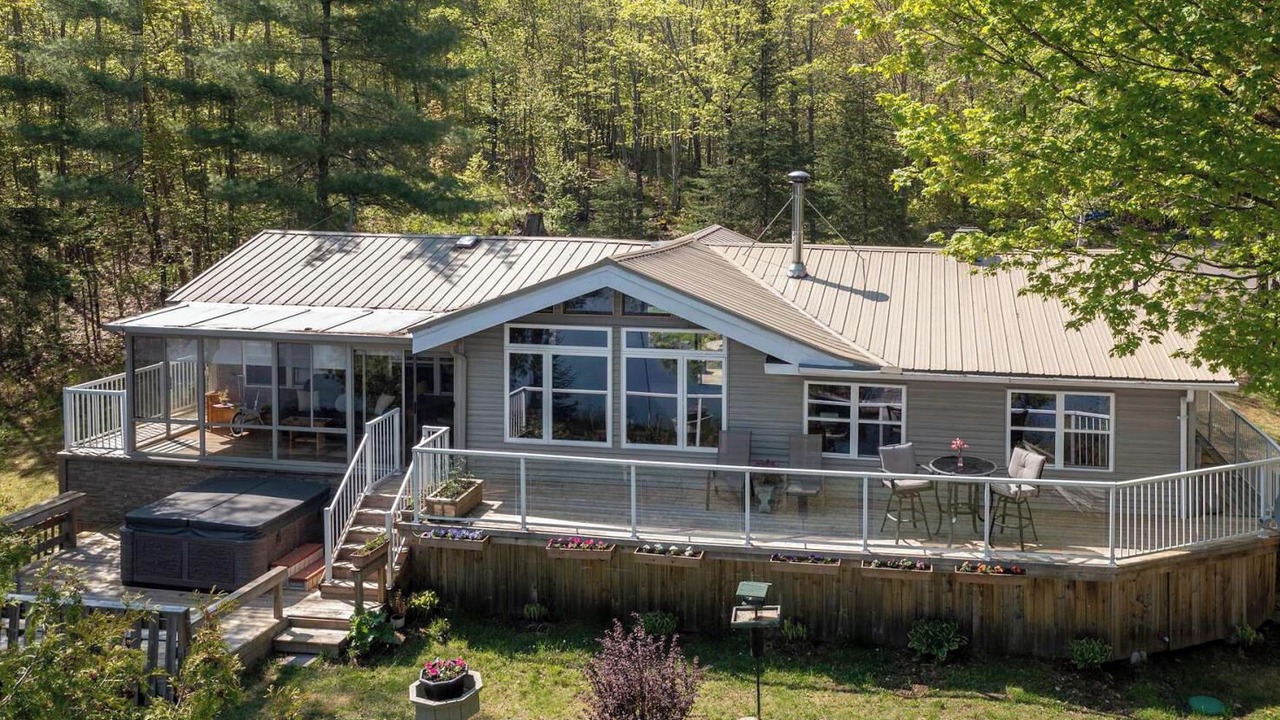 Photo of Outdoor in Baysville