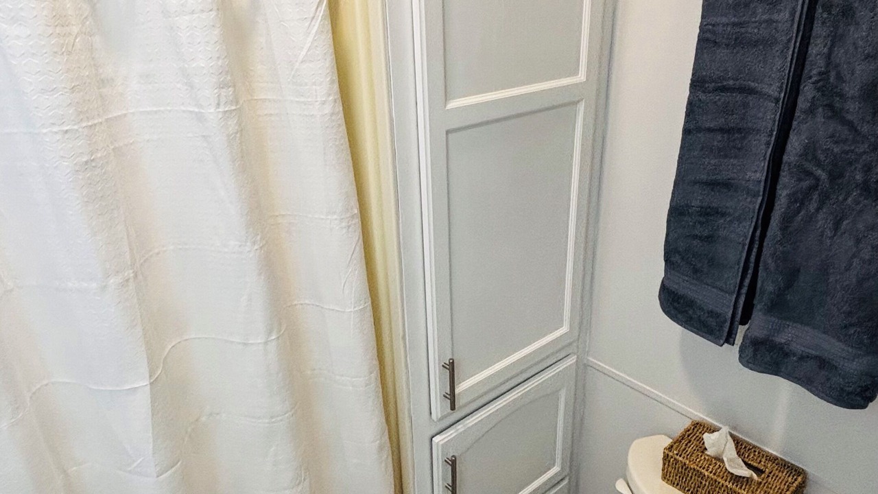 Photo of Bathroom in Lindell Beach