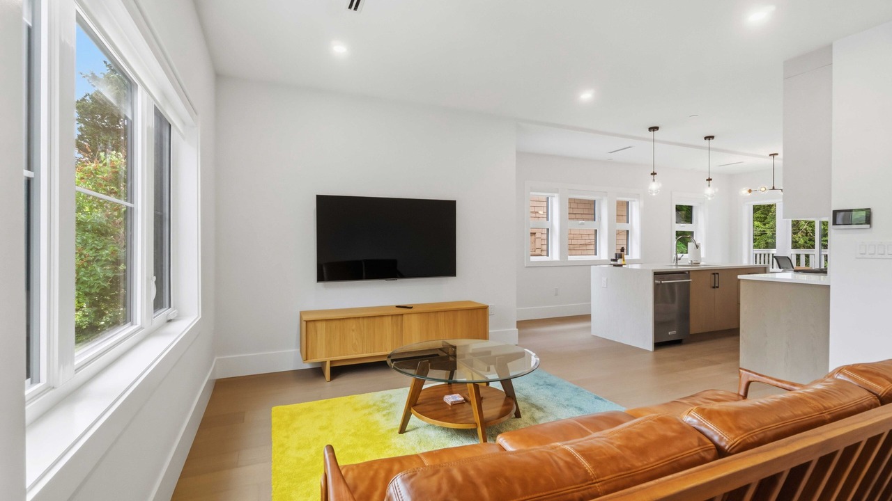 Photo of Livingroom in Kitsilano