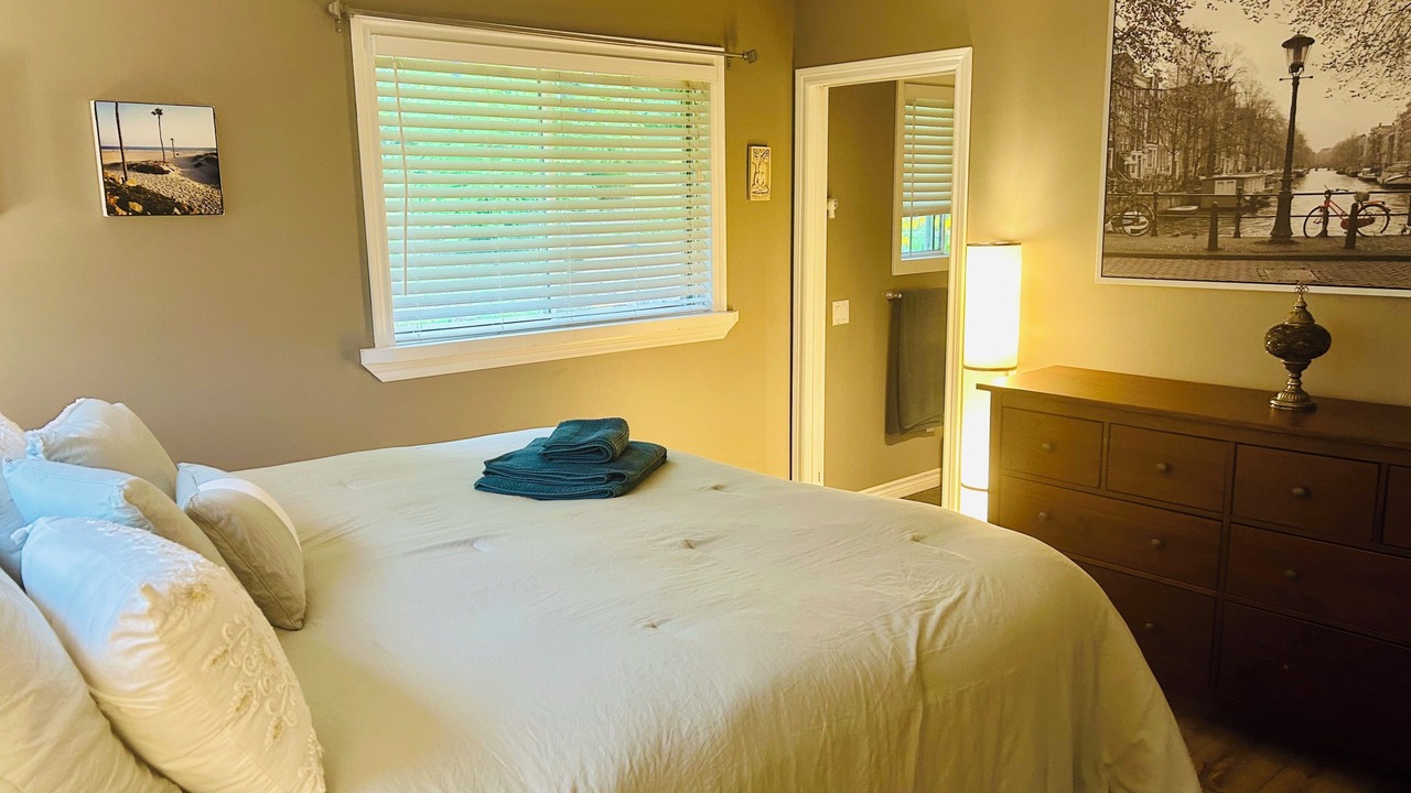 Photo of Bedroom in Fenelon Falls