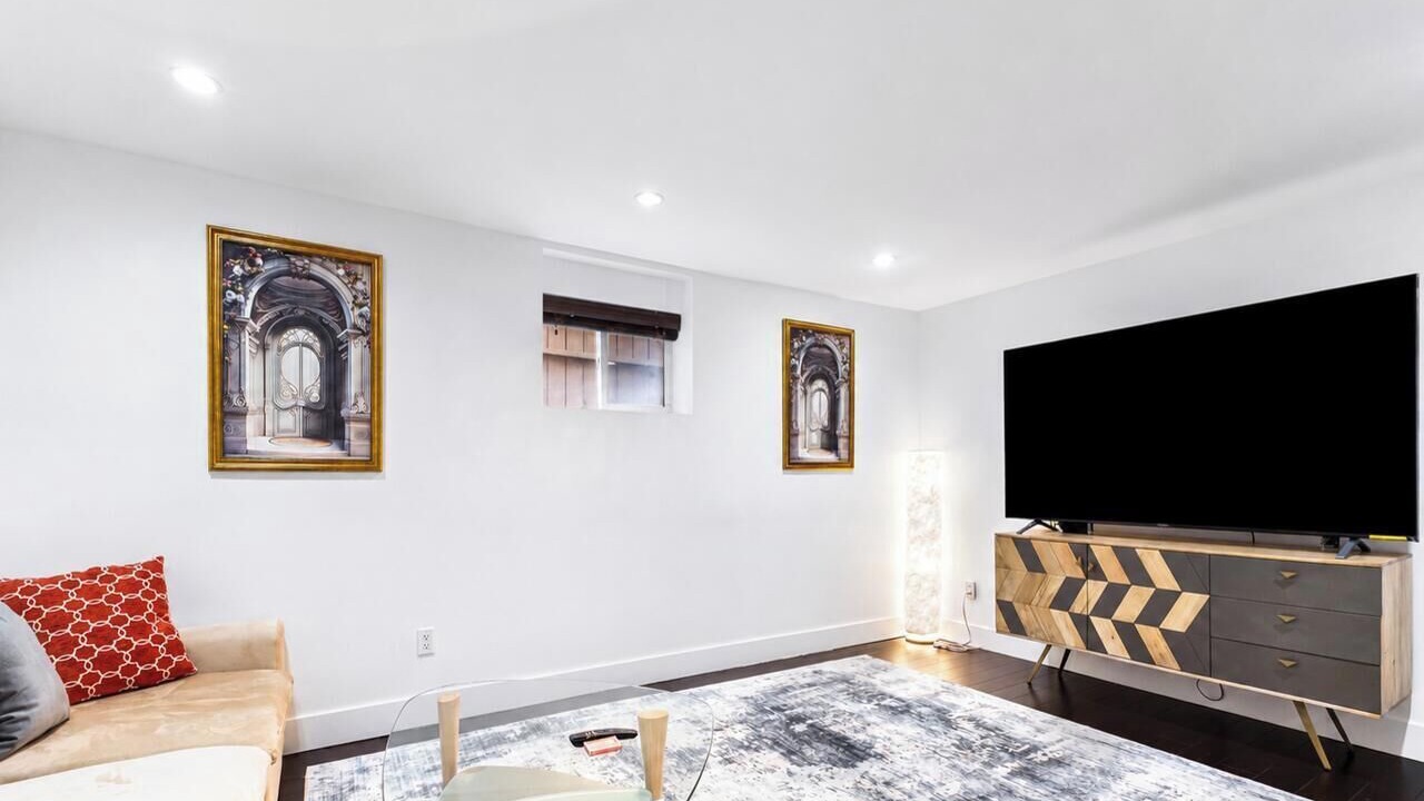 Photo of Livingroom in Sunset