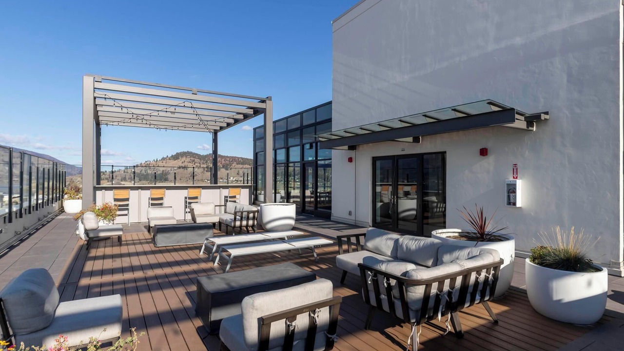 Photo of Patio Balcony in Kelowna Central Business District
