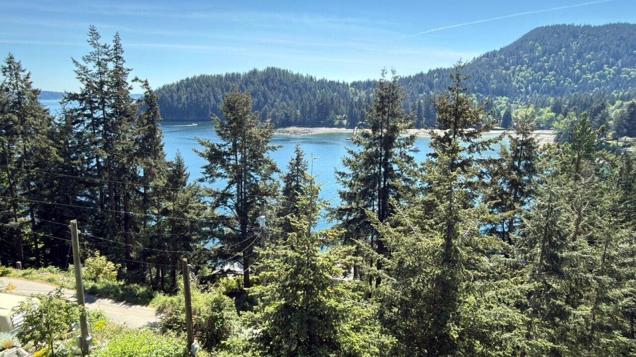 Photo of Others in Bowen Island