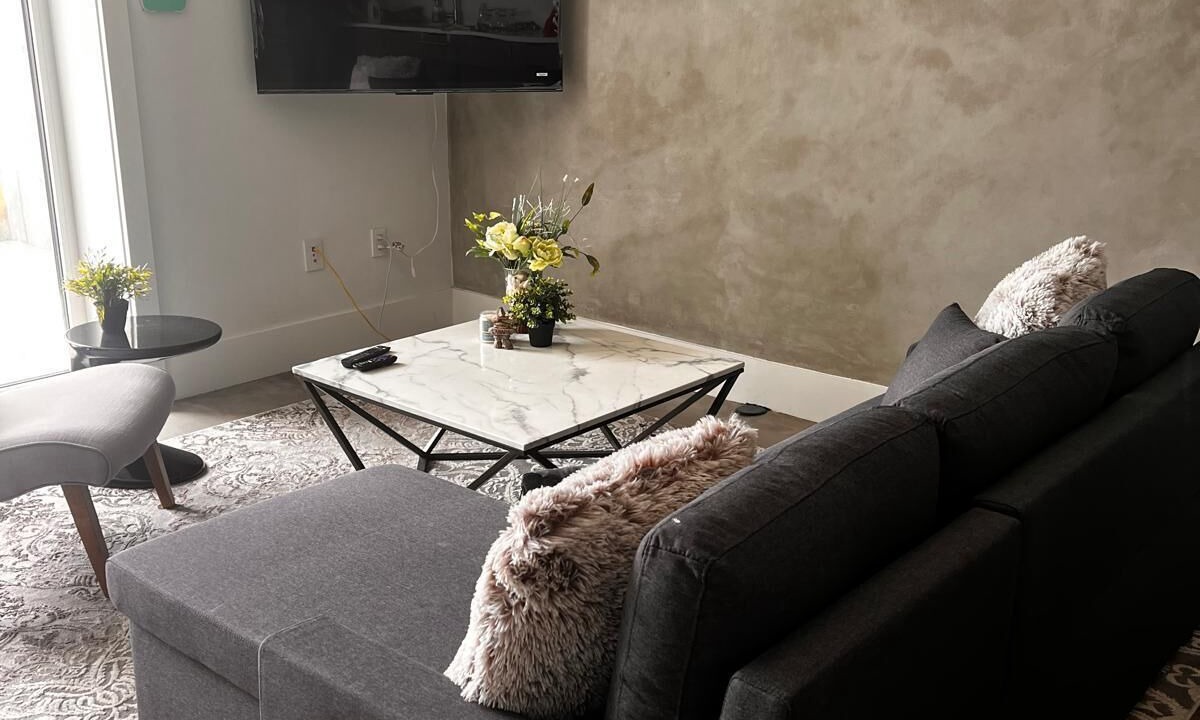 Photo of Livingroom in West Vancouver