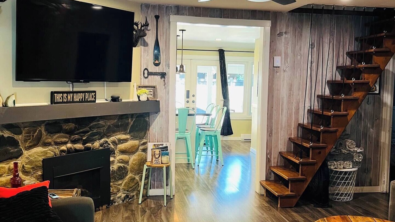 Photo of Bedroom in Cultus Lake