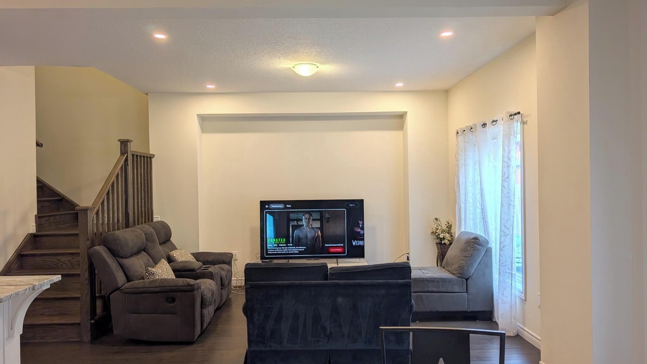 Photo of Livingroom in Welland