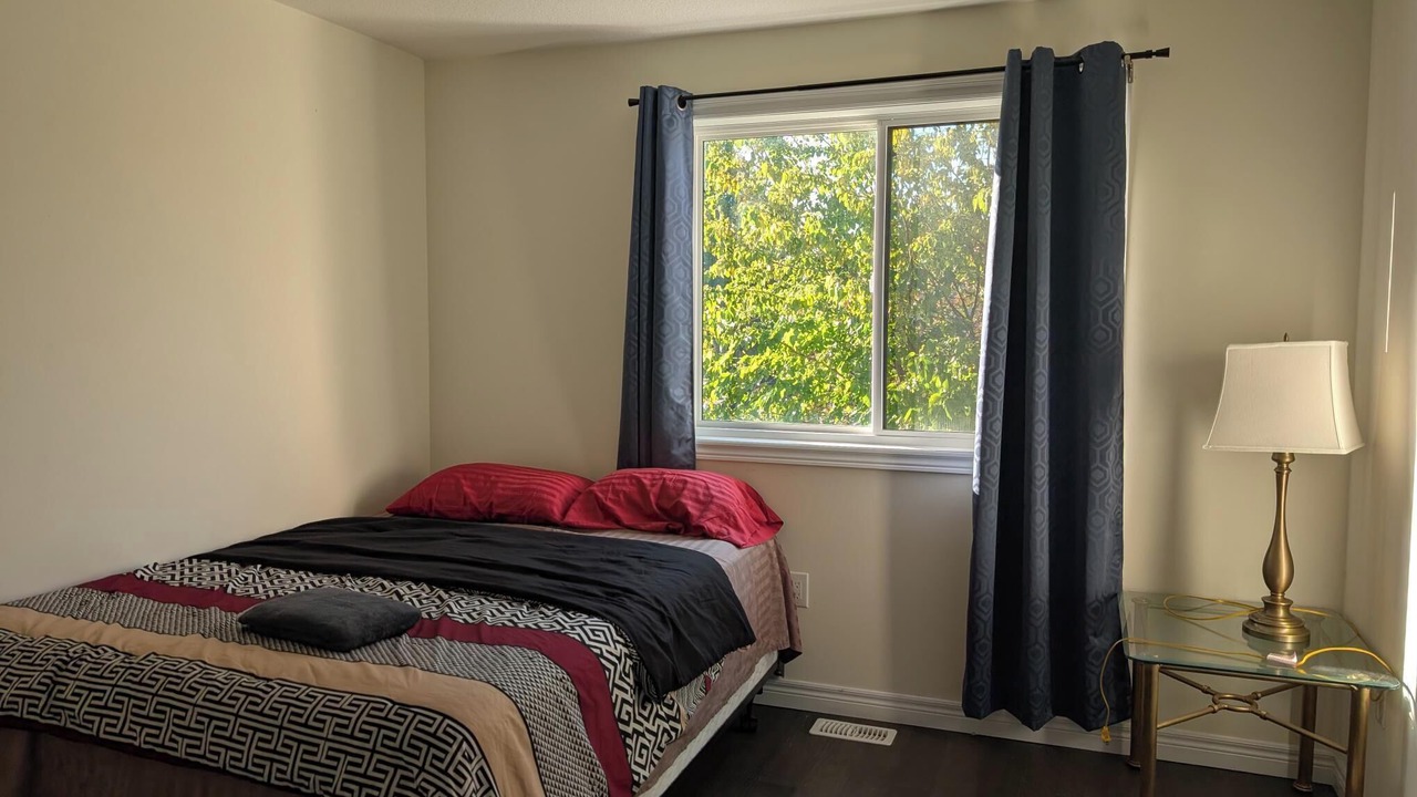 Photo of Bedroom in Welland