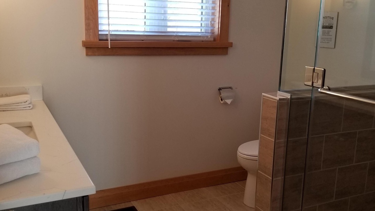 Photo of Bathroom in Muskoka Lakes