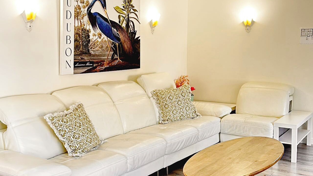 Photo of Livingroom in Marpole