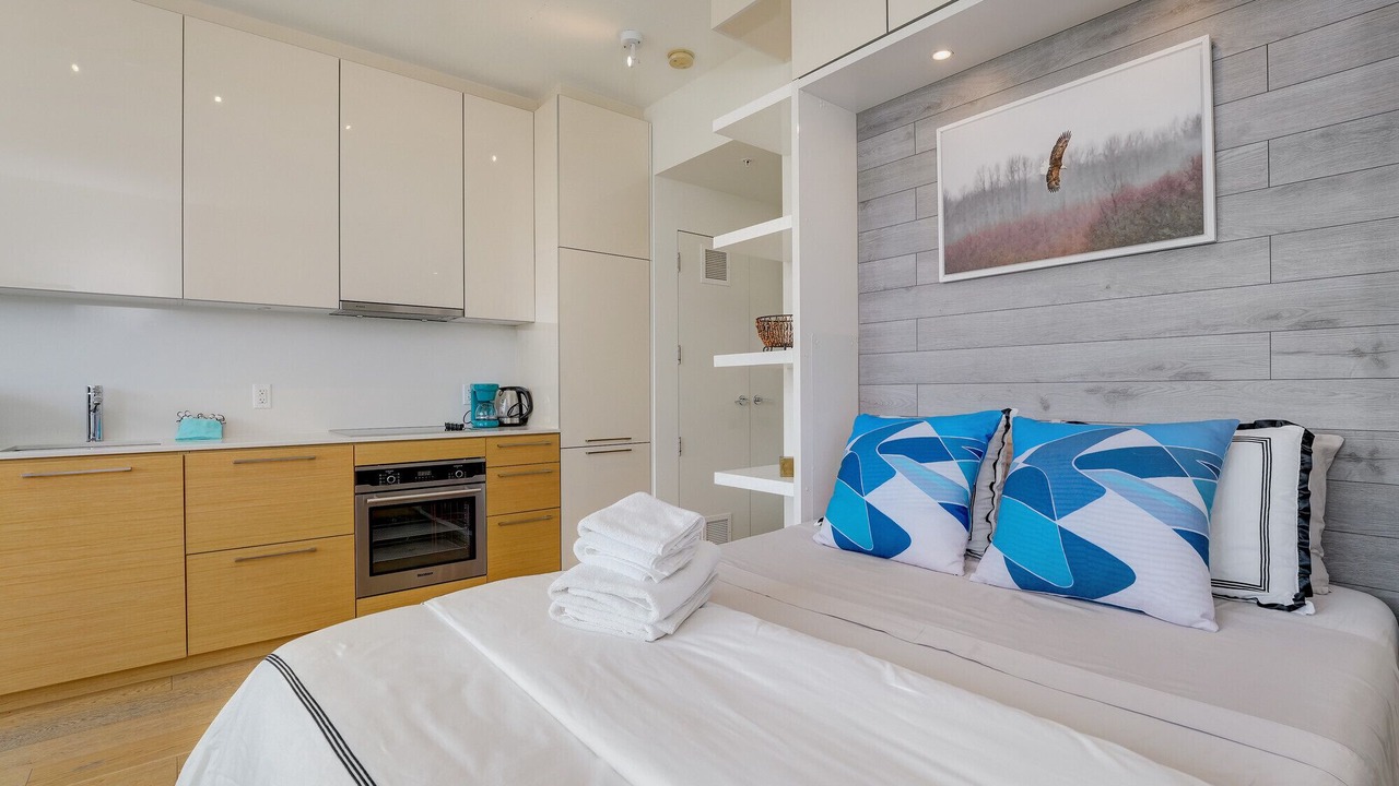 Photo of Bedroom in Downtown Victoria