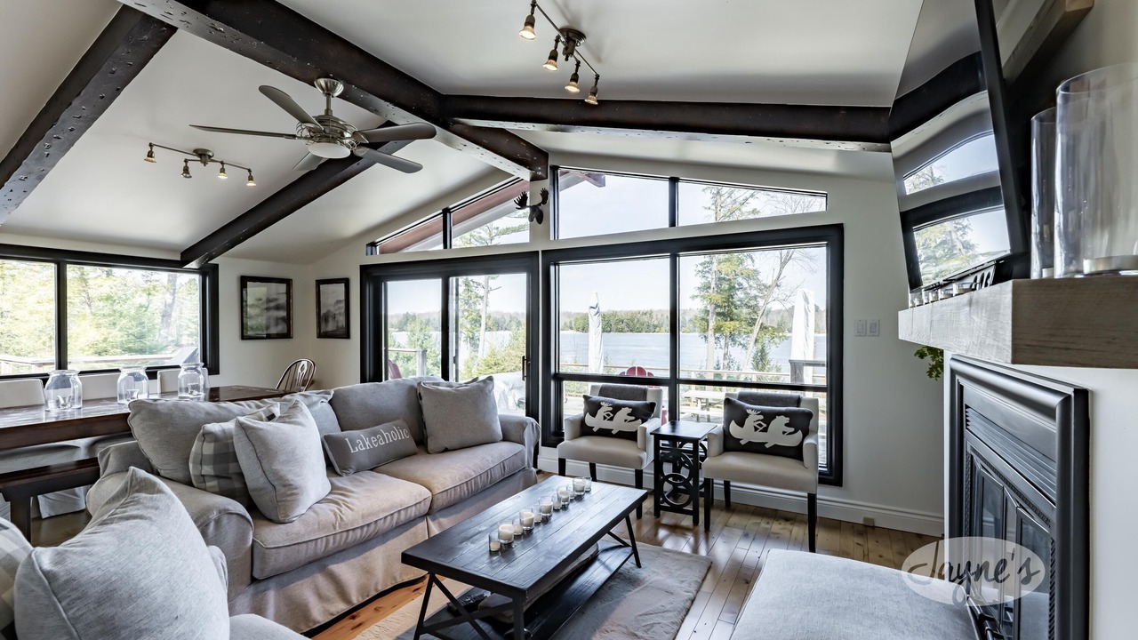 Photo of Livingroom in Seguin