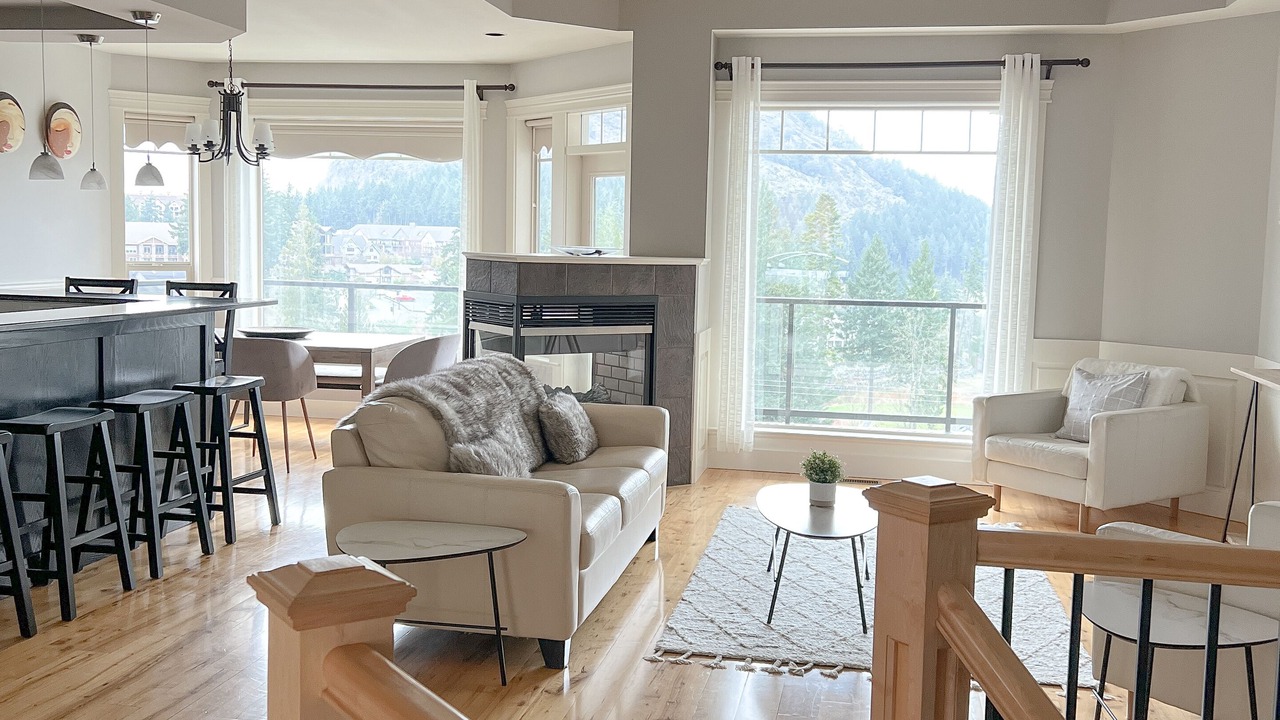 Photo of Livingroom in Bear Mountain Resort