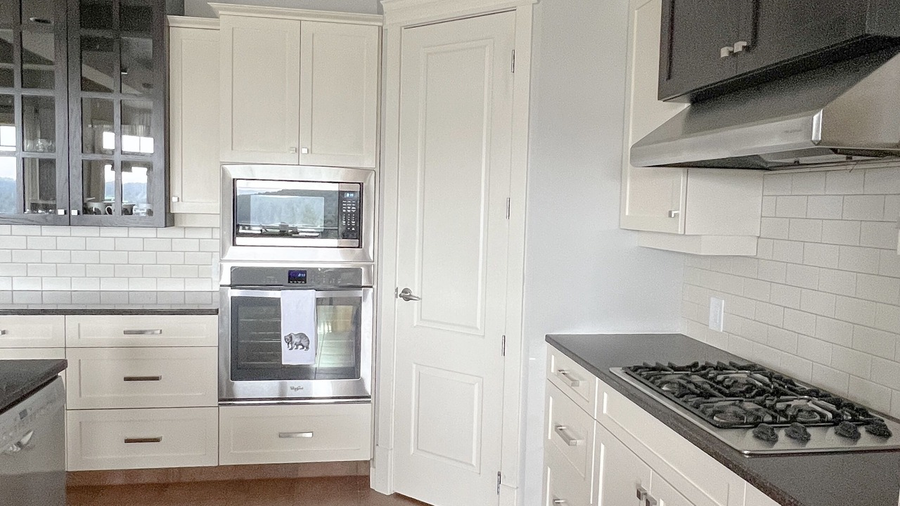 Photo of Kitchen in Bear Mountain Resort