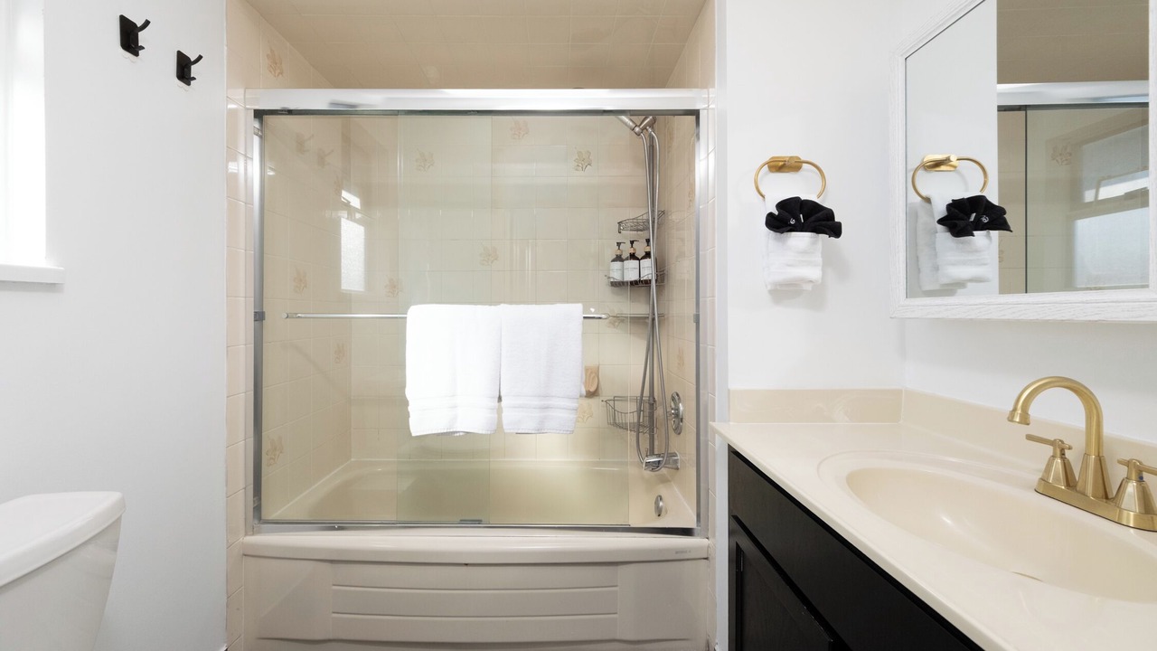 Photo of Bathroom in Grandview-Woodland
