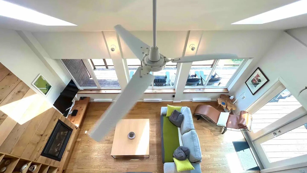 Photo of Livingroom in Ucluelet