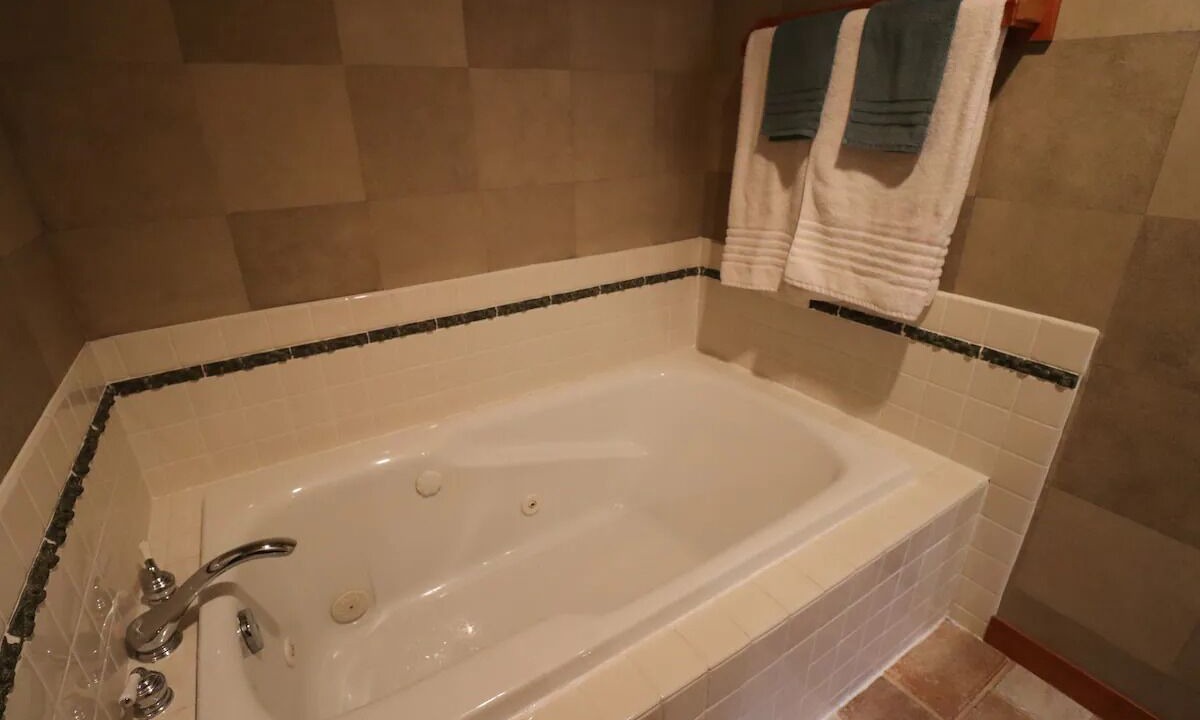 Photo of Bathroom in Nordic Estates