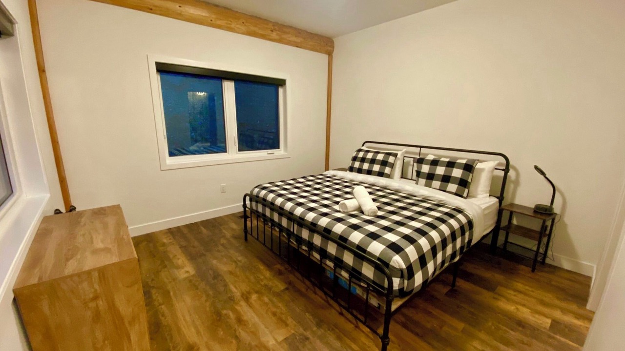 Photo of Bedroom in Hemlock Valley