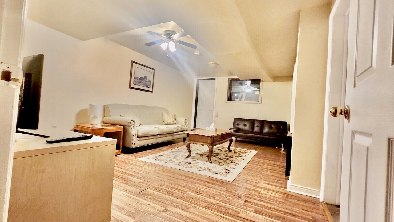 Photo of Livingroom in Sharon