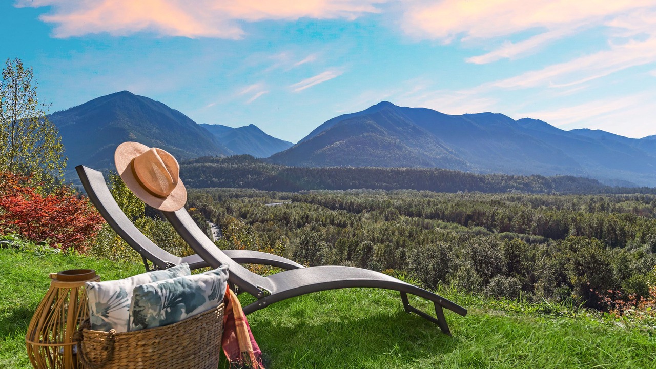 Photo of Outdoor in Cultus Lake