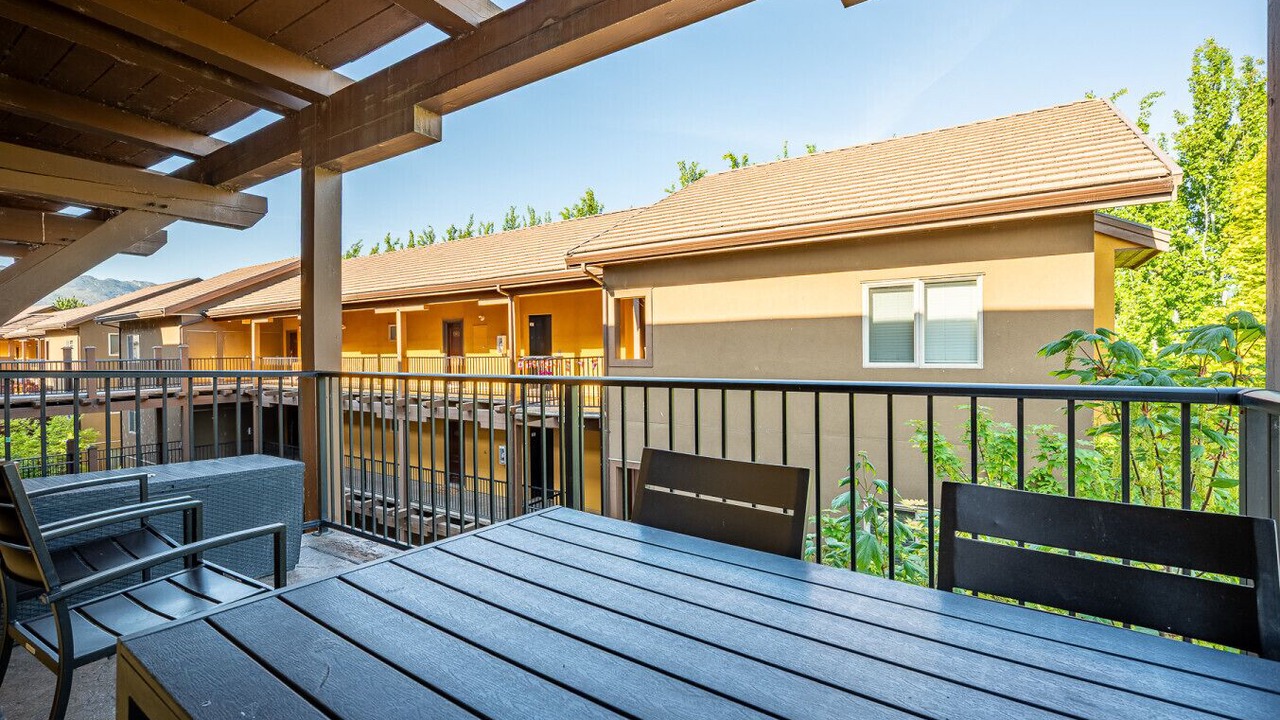 Photo of Patio Balcony in Westbank