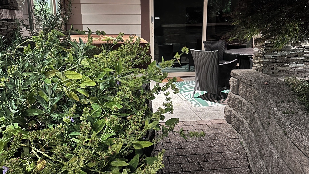 Photo of Patio Balcony in West Vancouver