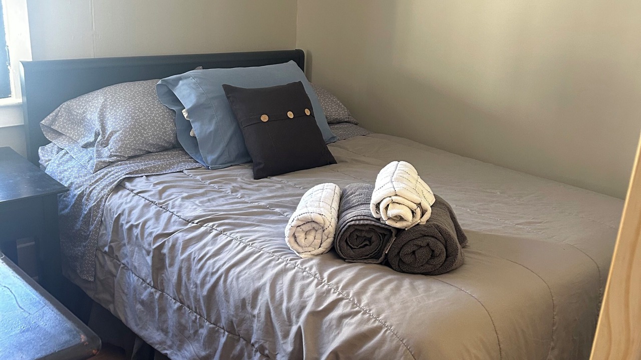Photo of Bedroom in Crystal Beach