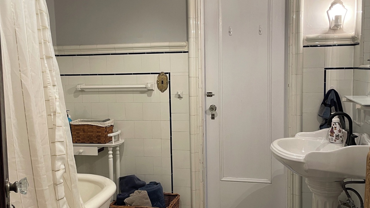 Photo of Bathroom in Welland