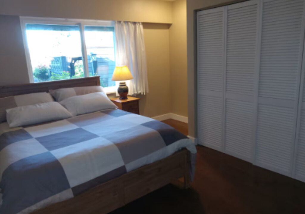 Photo of Bedroom in Hollyburn