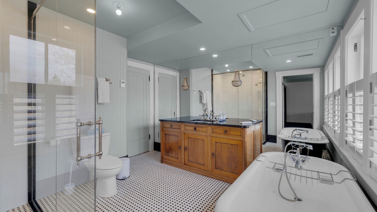 Photo of Bathroom in St. Andrews