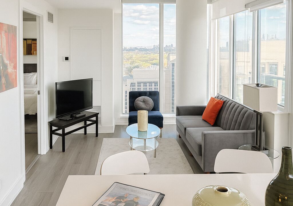 Photo of Livingroom in Willowdale