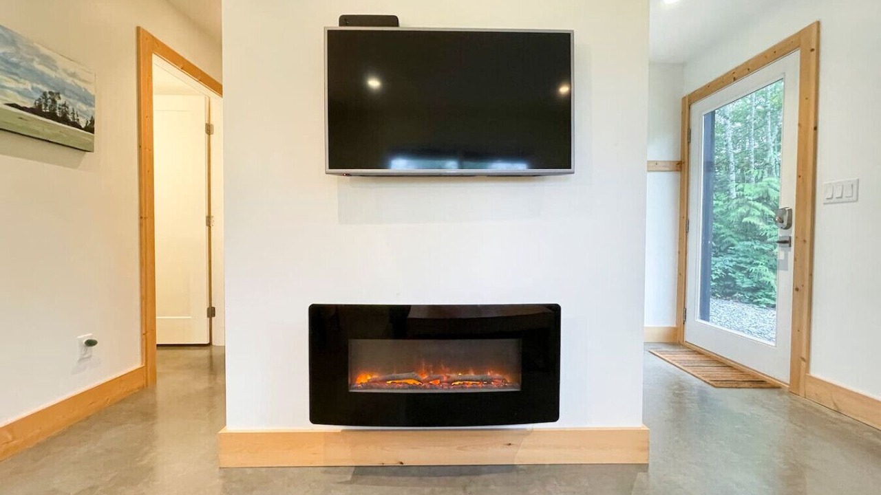 Photo of Livingroom in Tofino