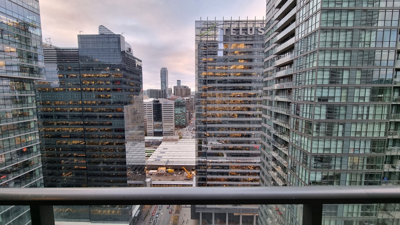 Photo of Patio Balcony in Central Waterfront
