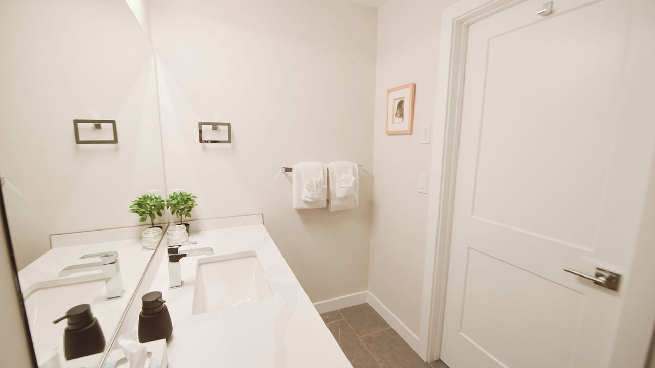 Photo of Bathroom in Golden