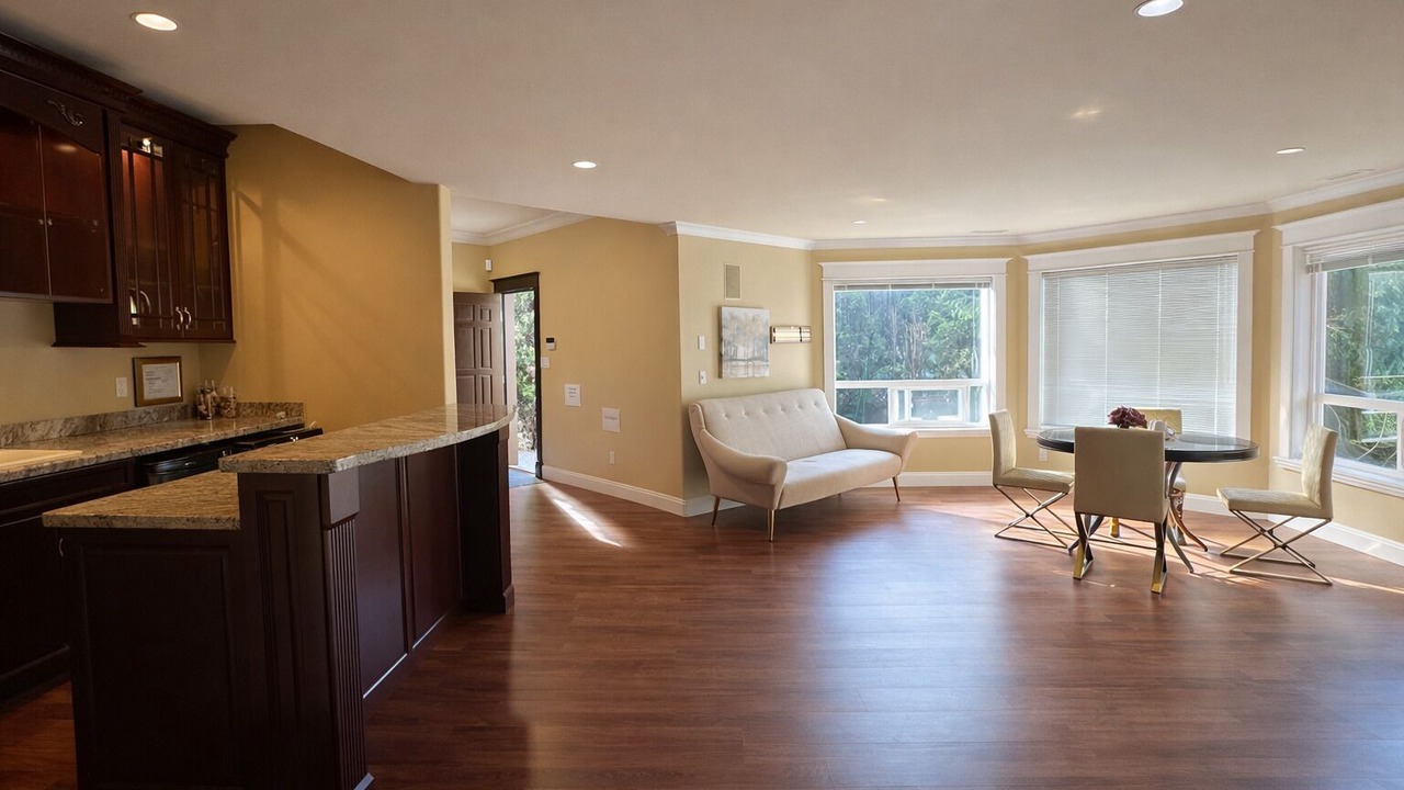 Photo of Livingroom in Westwood Plateau