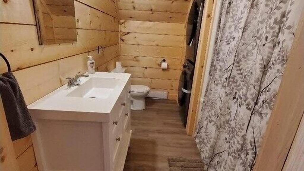 Photo of Bathroom in Woody Point