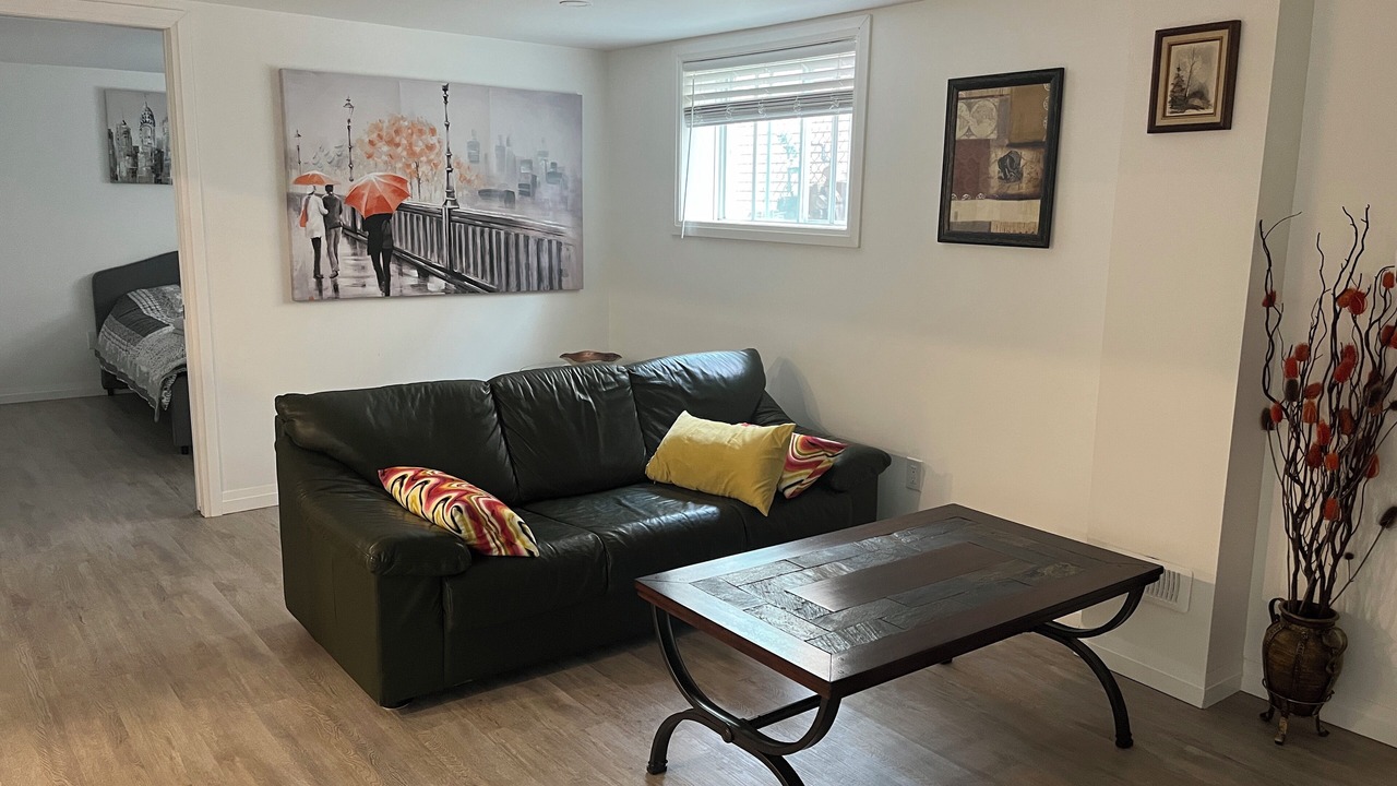 Photo of Livingroom in Wasaga Beach