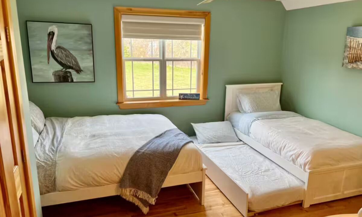 Photo of Bedroom in Clinton