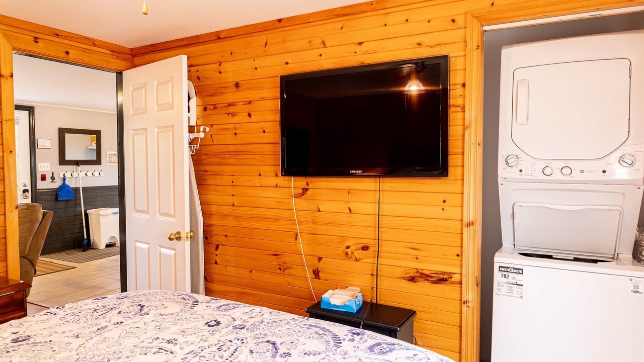 Photo of Bedroom in Found Mills