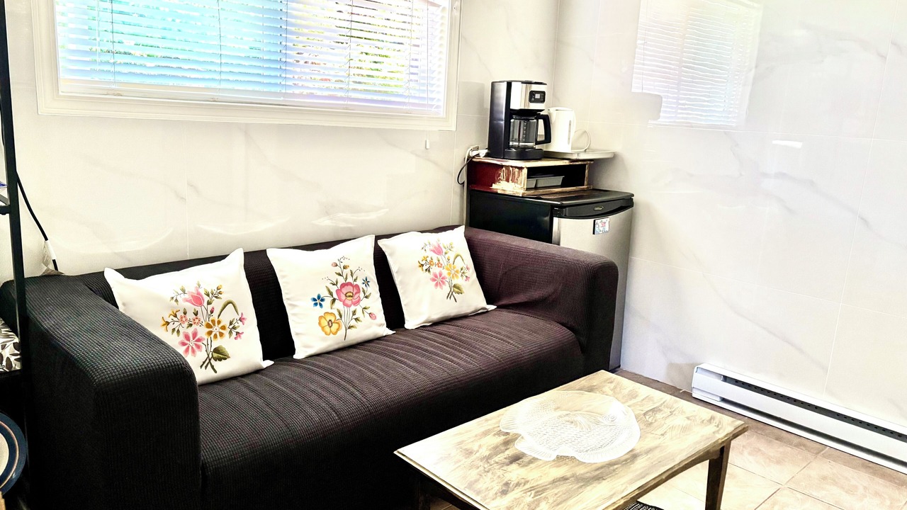 Photo of Livingroom in Steveston