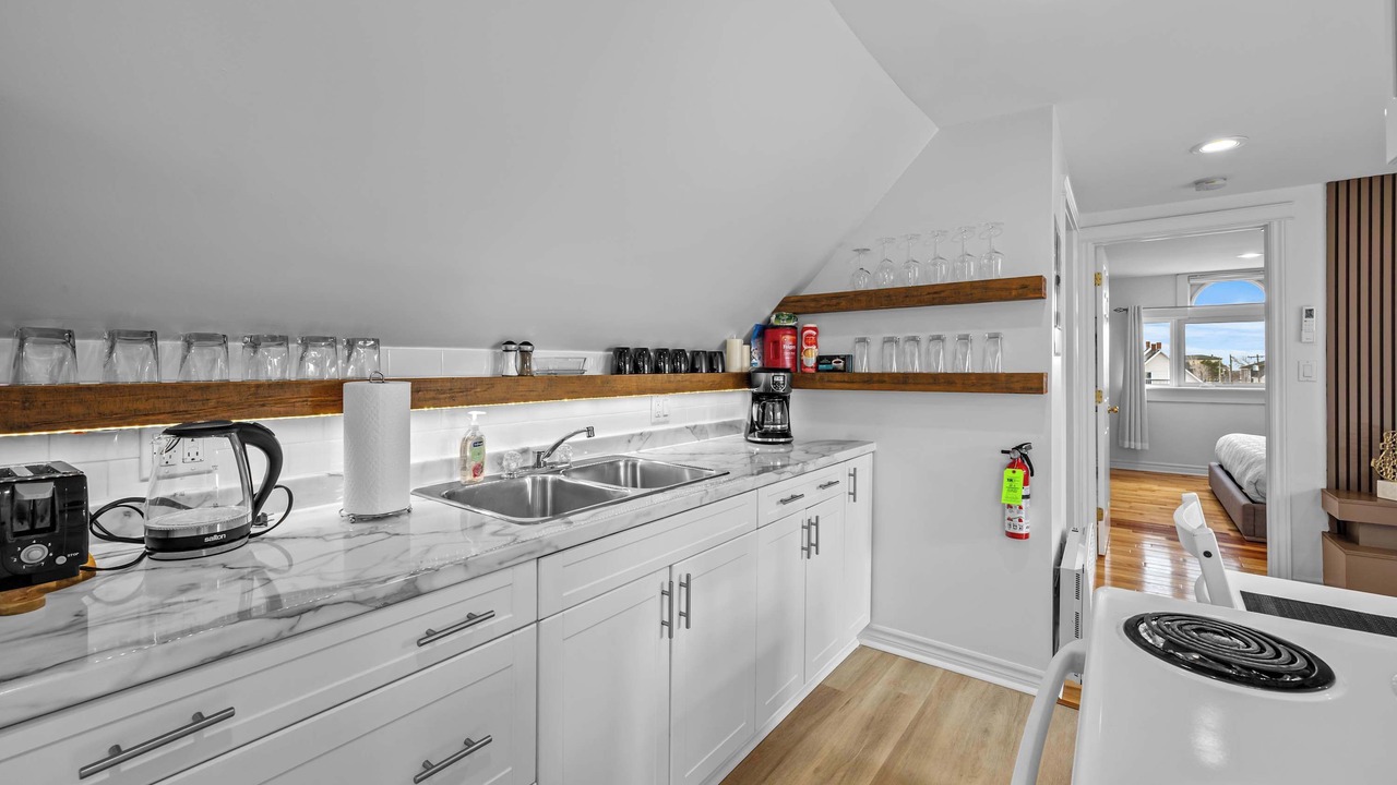 Photo of Kitchen in Queens Square