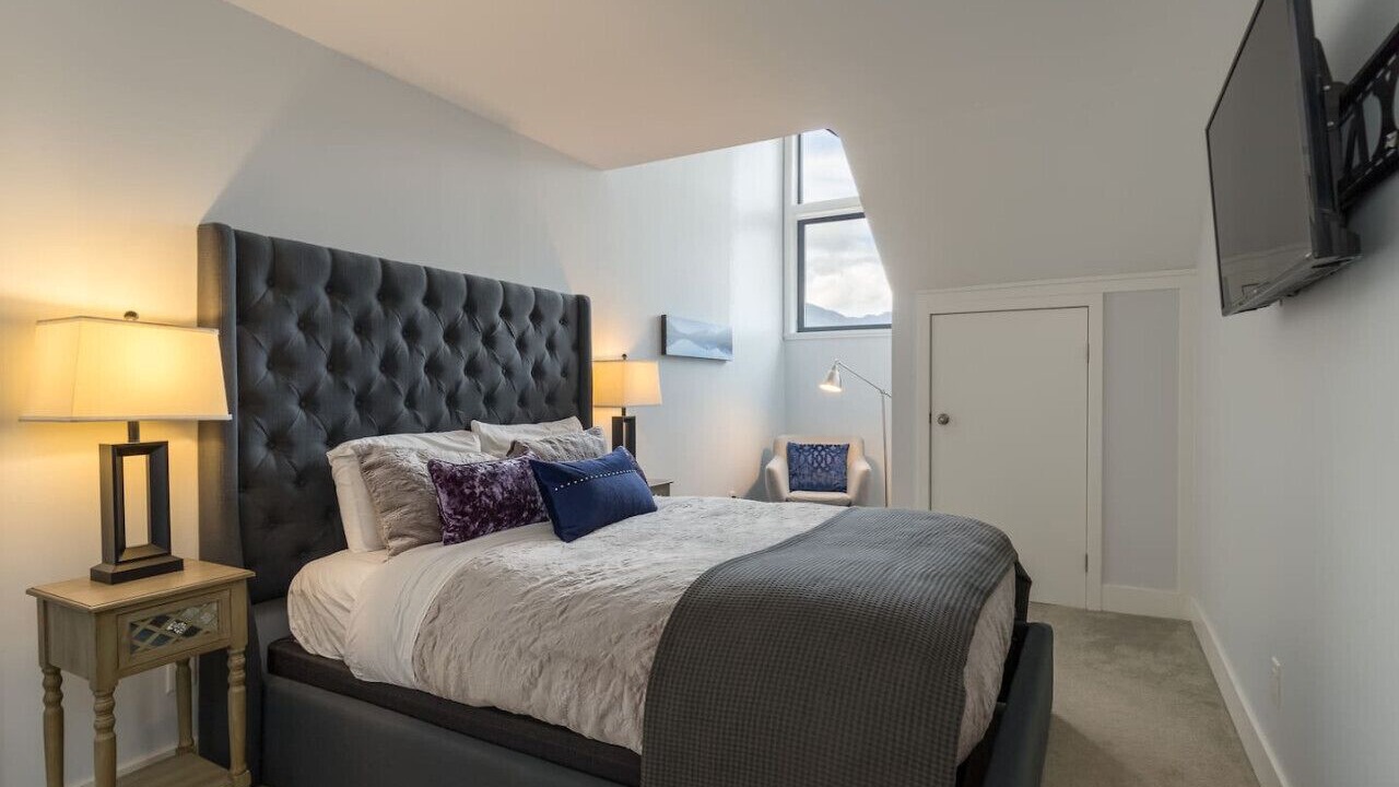 Photo of Bedroom in Whistler Village